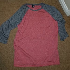 2 baseball men's shirts